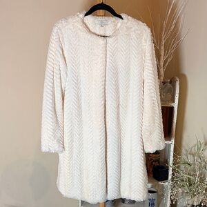 Fever M Cream Fluffy Textured Cardigan.Satin Lined 1-Snap Closure.See Below.